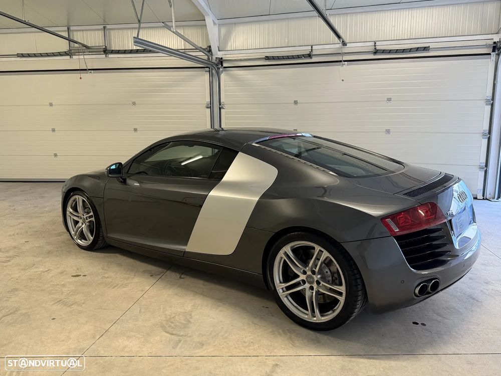 Audi R8 Coupé 4.2 FSI quattro R tronic - 22