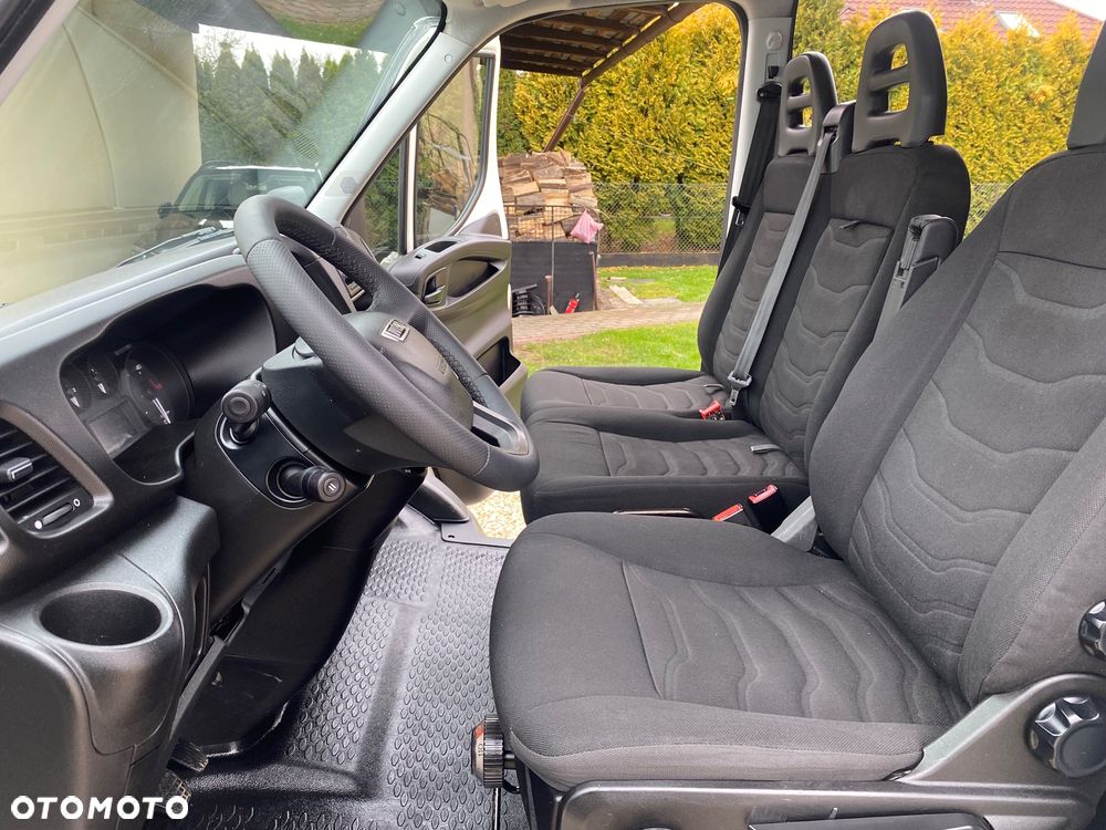 Iveco DAILY Brygadowe, 7-osobowe, serwisowane - 22