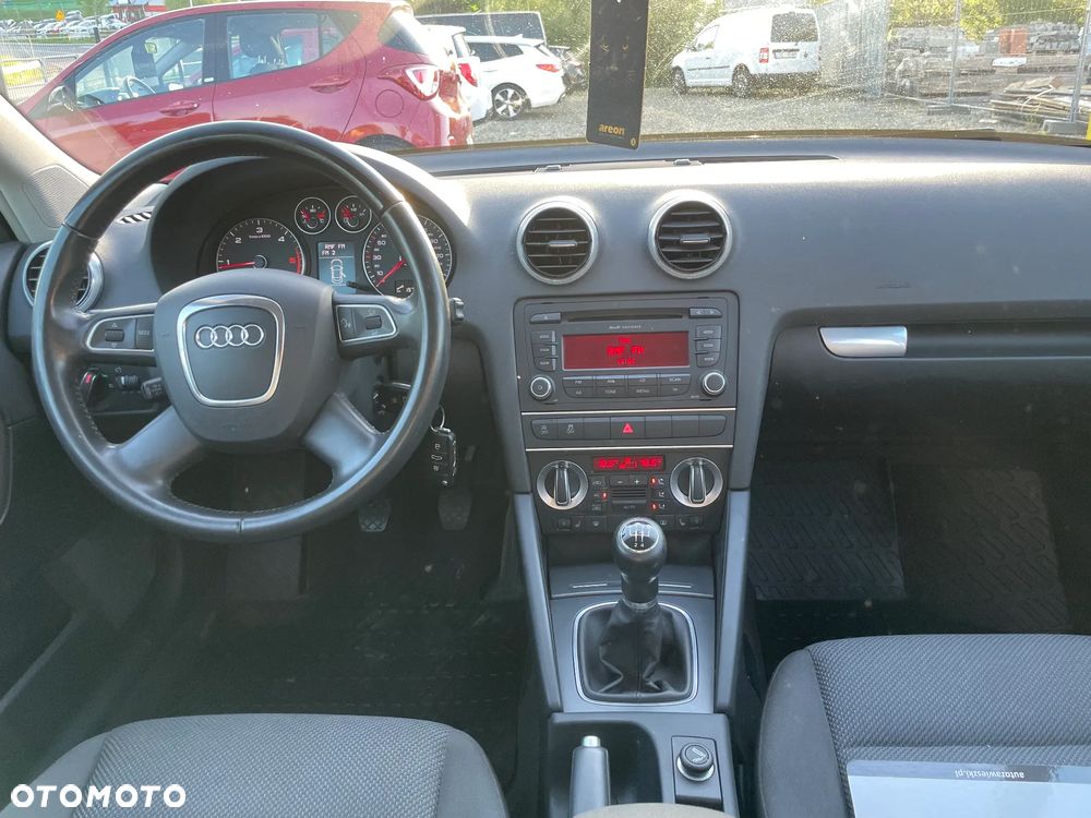 Audi A3 Sportback 1.6 TDI DPF Ambition - 27