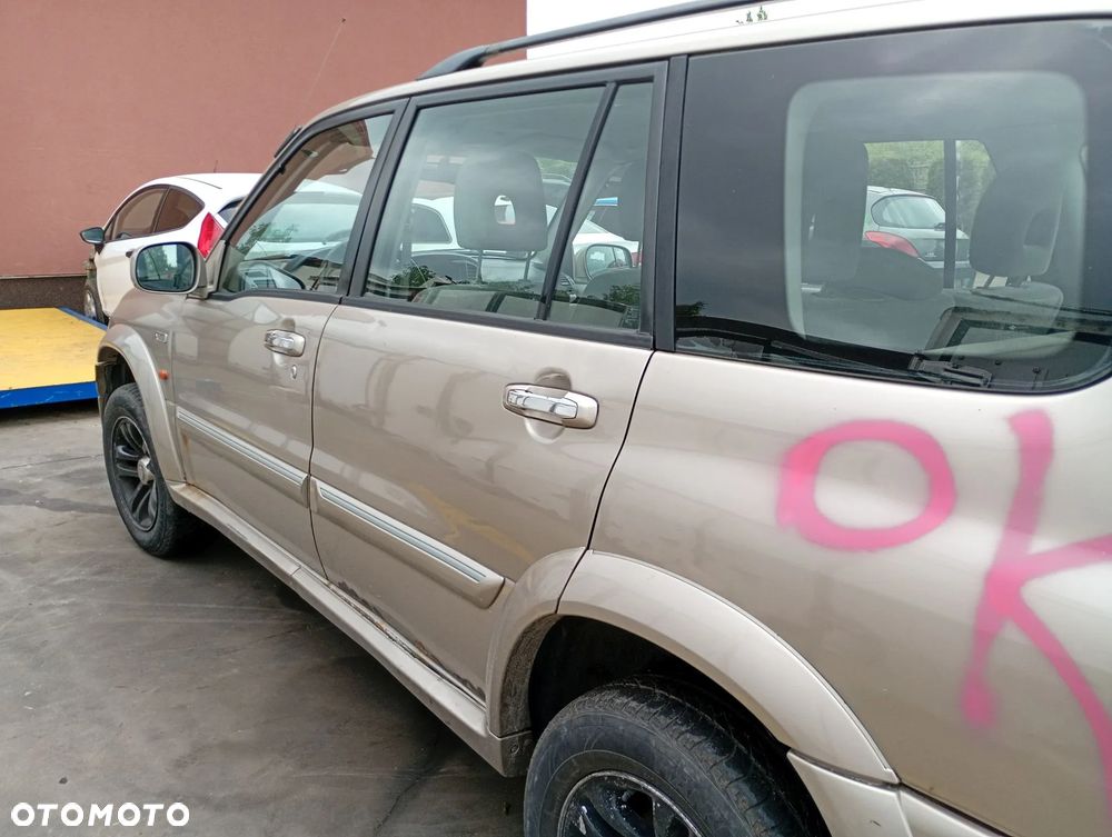 SUZUKI GRAND VITARA XL7 LIFT 04-06 WENTYLATOR CHŁODNICY - 16