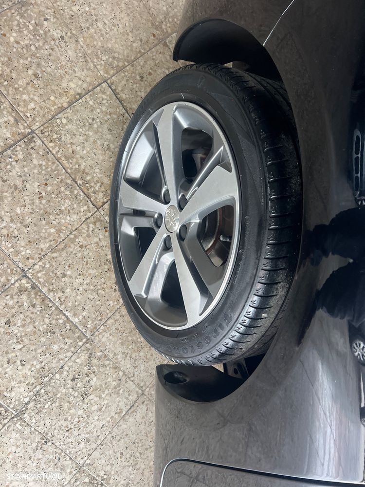 Peugeot 308 SW 1.6 BlueHDi Allure J17 EAT6 - 12