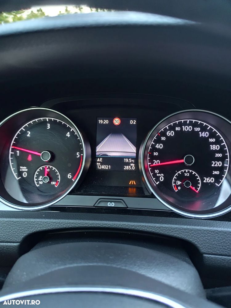 Volkswagen Golf 2.0 TDI BlueMotion Technology DSG Allstar - 4