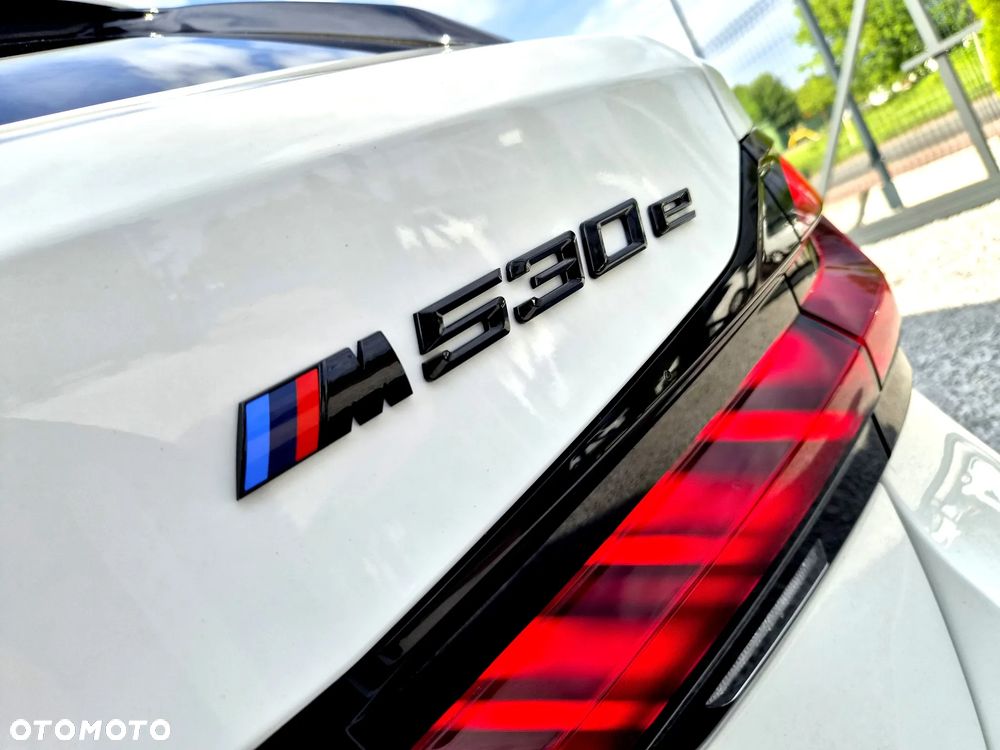 BMW Seria 5 530e xDrive M Sport sport - 17