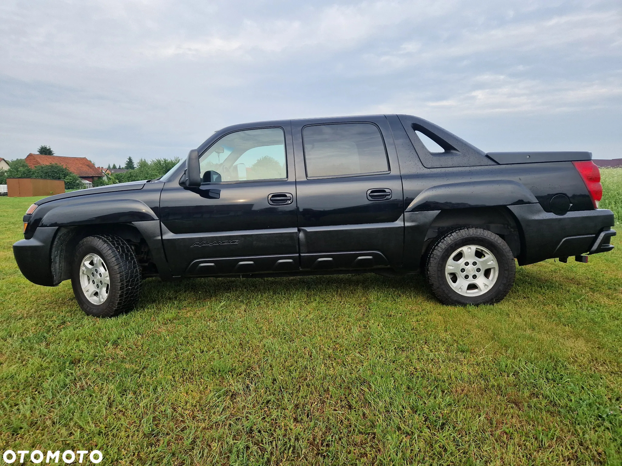 Chevrolet Avalanche - 2