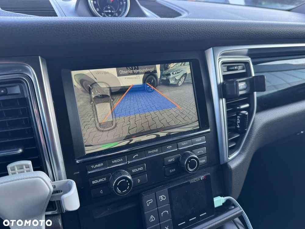 Porsche Macan S - 14