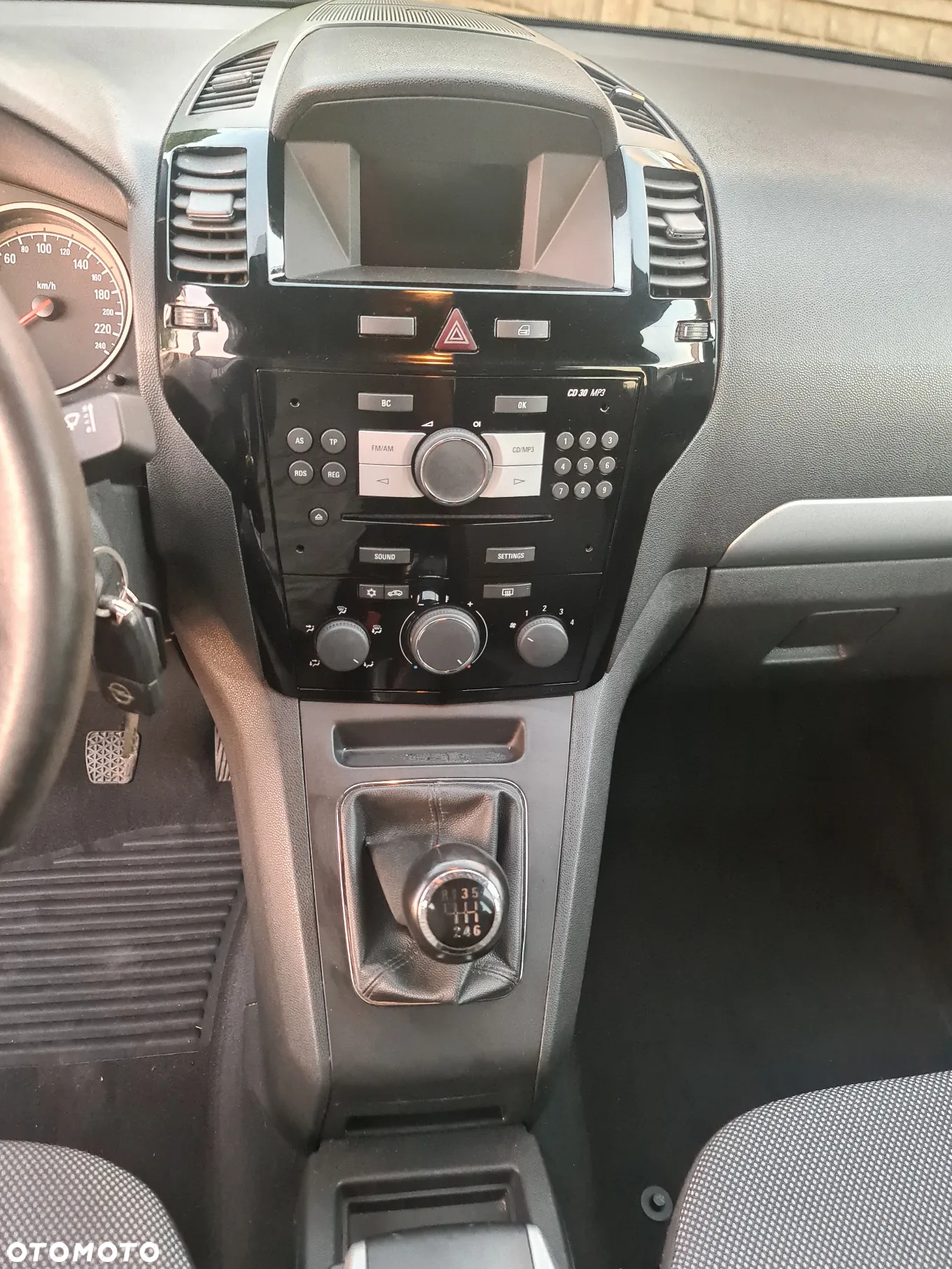 Opel Zafira 1.7 CDTI - 17