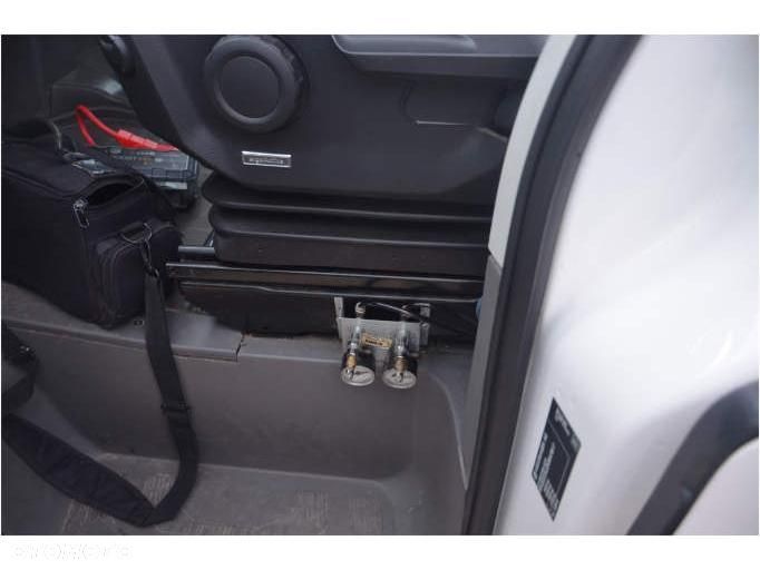 Volkswagen Crafter - 30