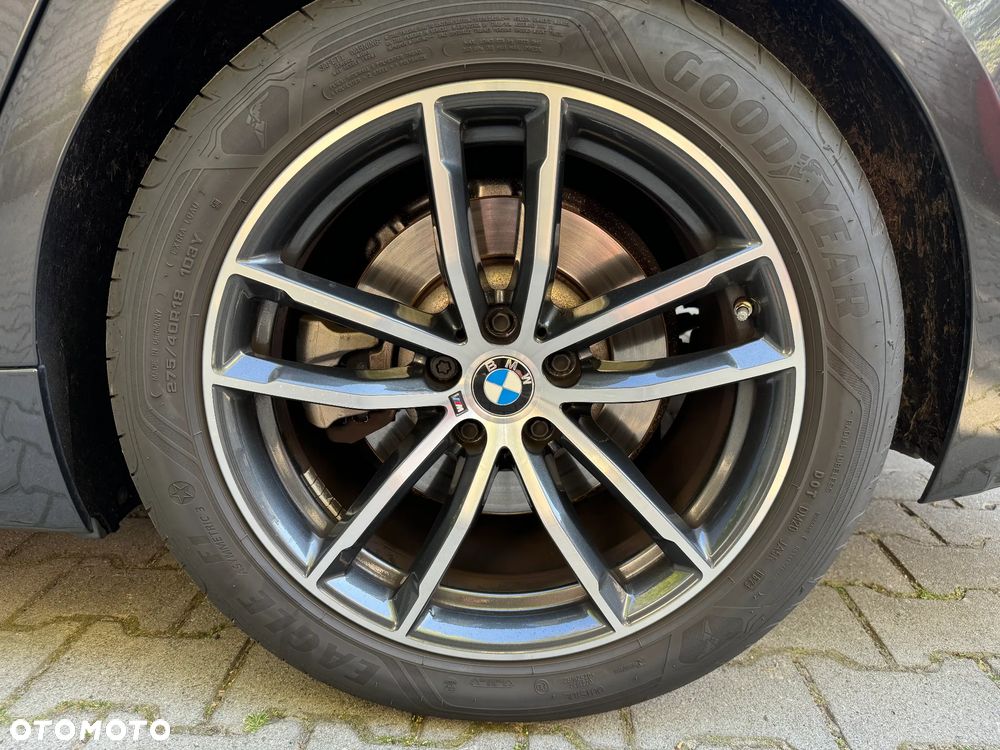 BMW Seria 5 518d mHEV - 4