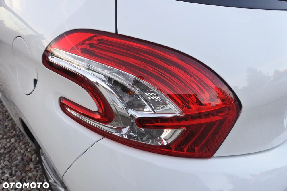 Peugeot 208 PureTech 82 Active - 26