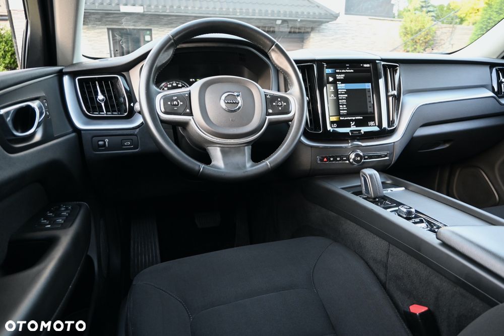 Volvo XC 60 D4 Geartronic Momentum Pro - 18
