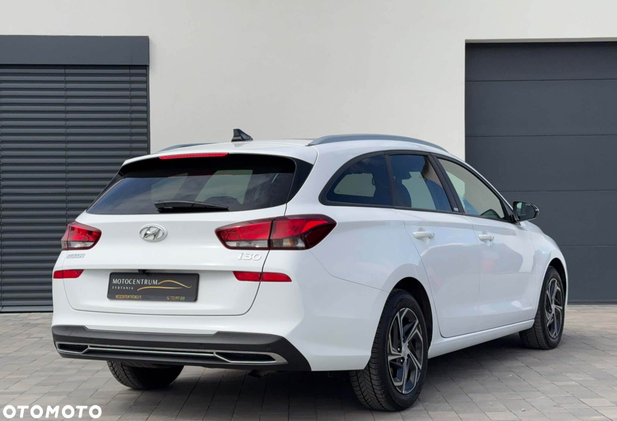 Hyundai i30 Kombi 1.6 CRDI DCT Passion Plus - 5