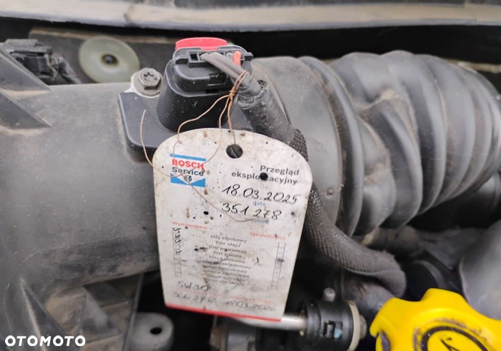 Chrysler Grand Voyager - 32