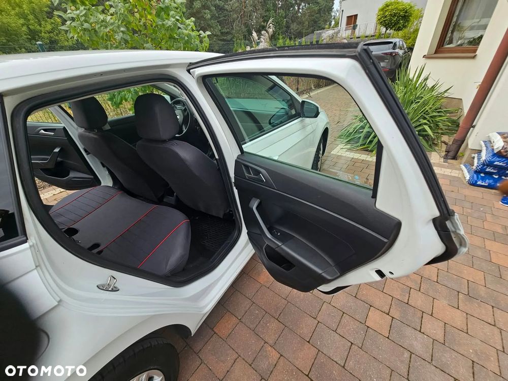 Volkswagen Polo - 12