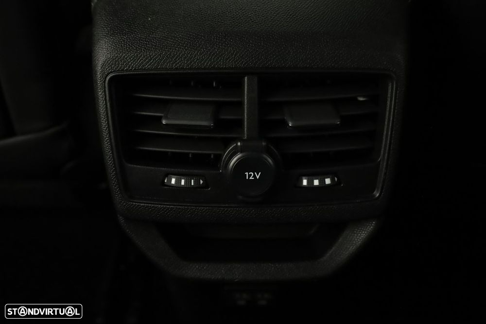 Peugeot 3008 1.2 Hybrid GT e-DCS6 - 24