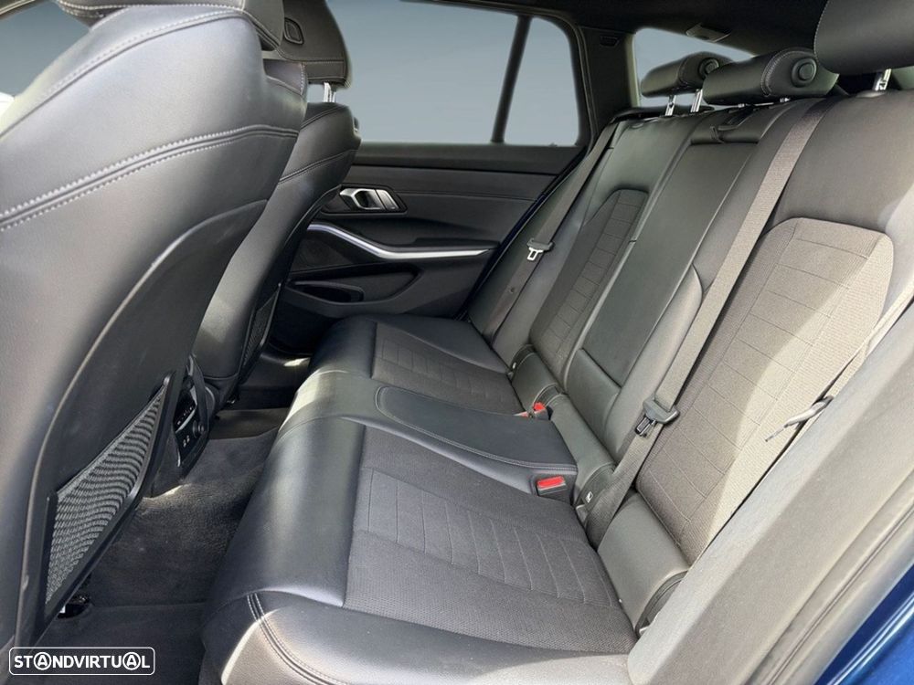 BMW 320 d Touring Line Sport Auto - 14