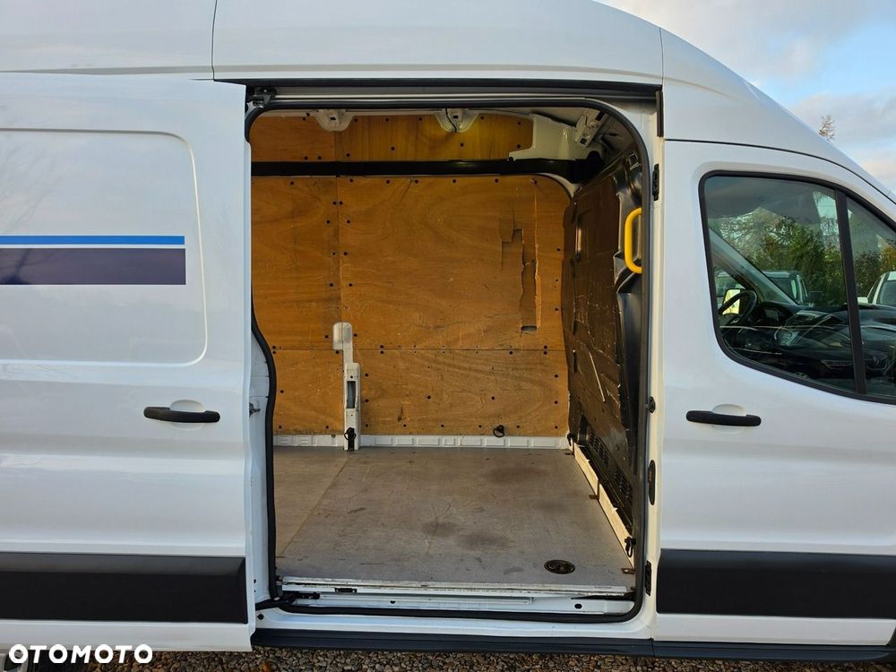Ford Transit - 40