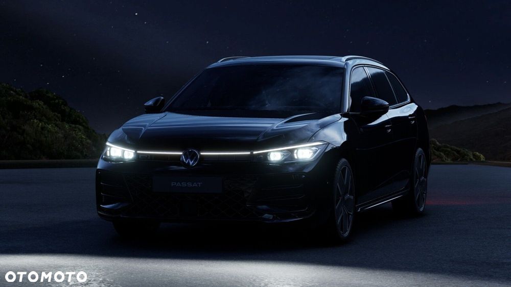 Volkswagen Passat Variant 2.0 TDI SCR R-Line Plus DSG - 19
