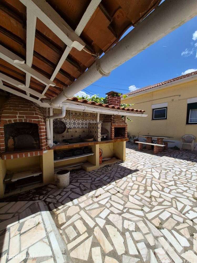 Moradia térrea T4 em Atouguia da Baleia de 175 m2 - Grande imagem: 3/19