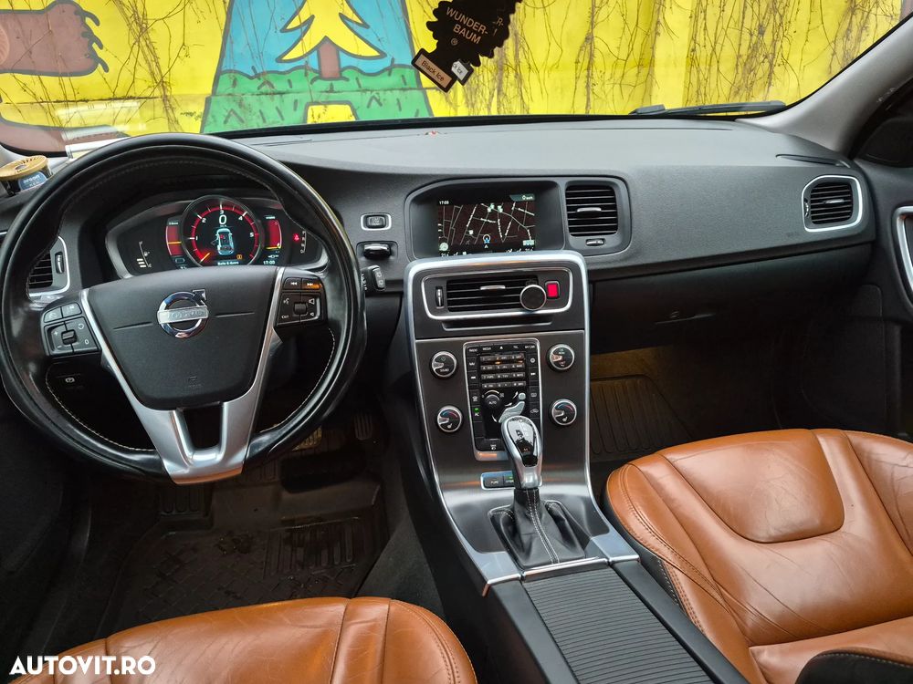 Volvo V60 - 13