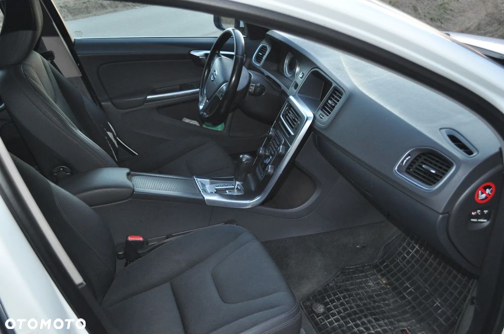 Volvo V60 - 20