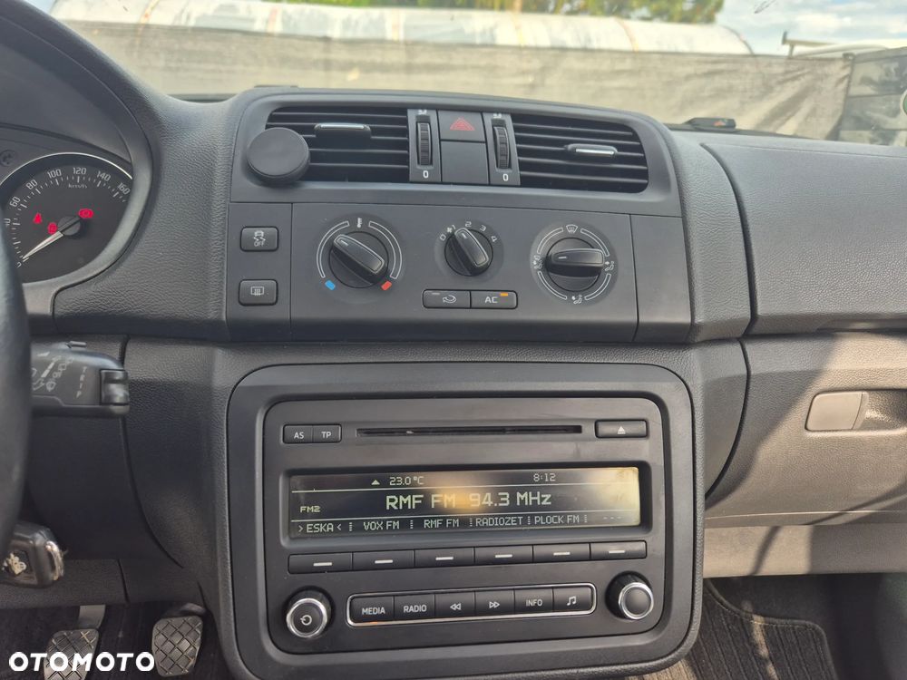 Skoda Roomster 1.4 MPI Fresh - 25