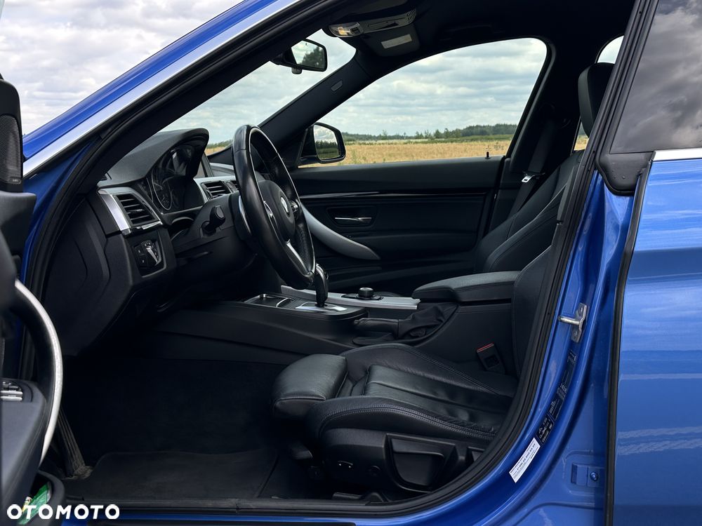 BMW 3GT 320d M Sport - 13