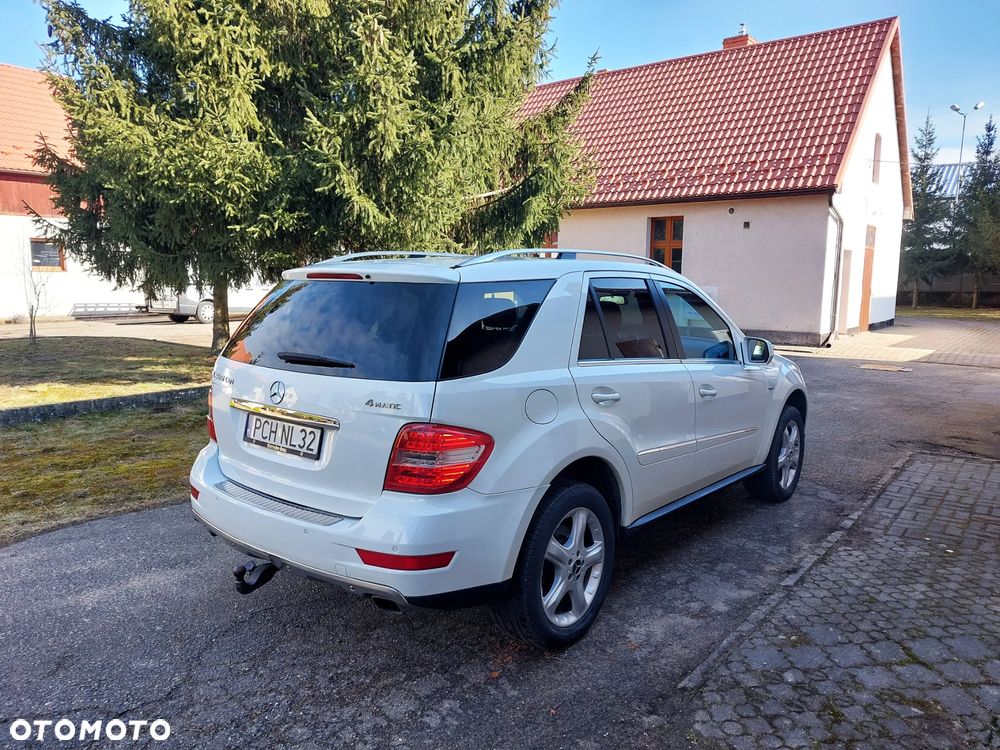 Mercedes-Benz ML 300 CDI 4-Matic - 16