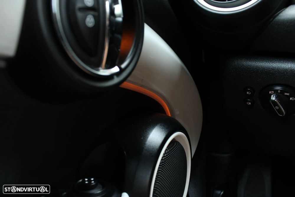 MINI 5 Portas Cooper D - 35