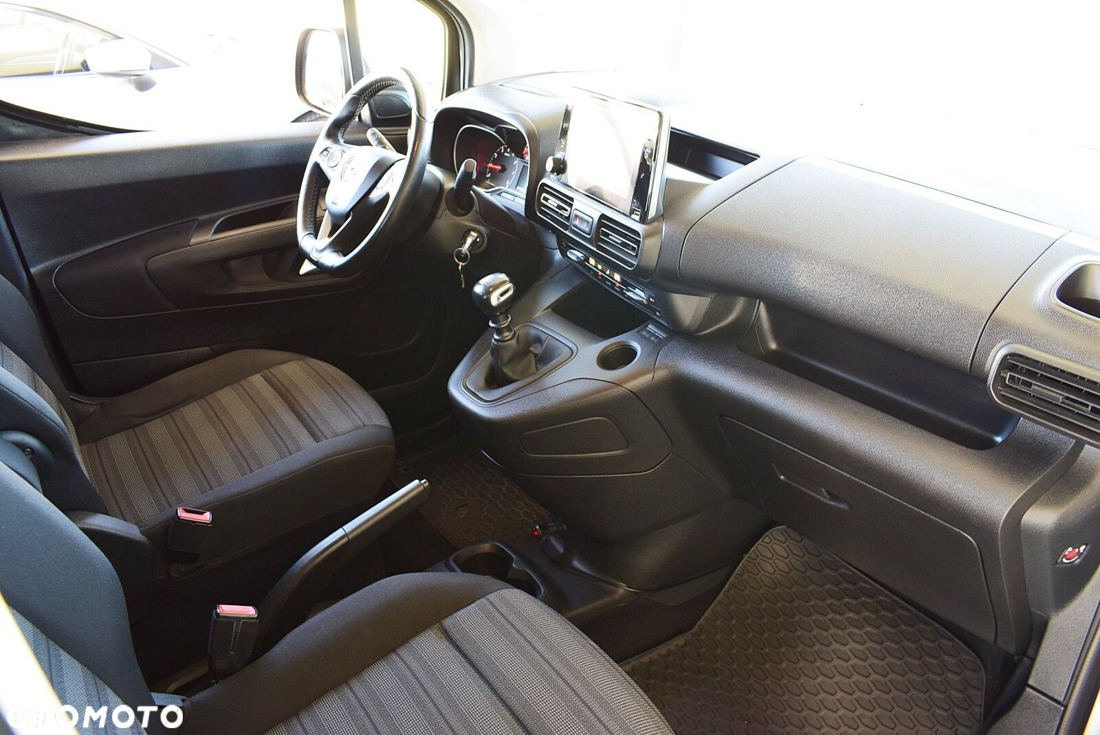 Opel Combo - 25