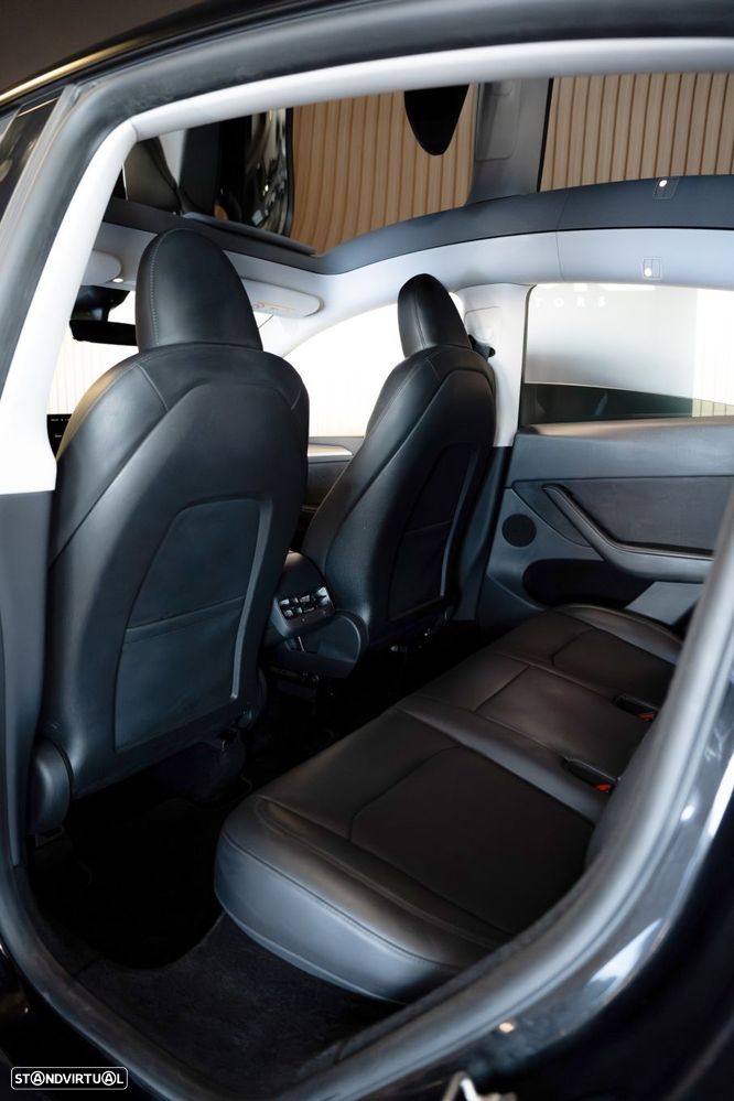 Tesla Model Y Tração Traseira - 23