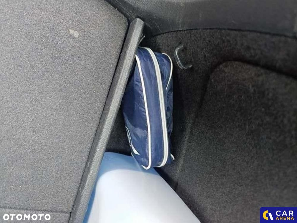 Volkswagen Golf - 15