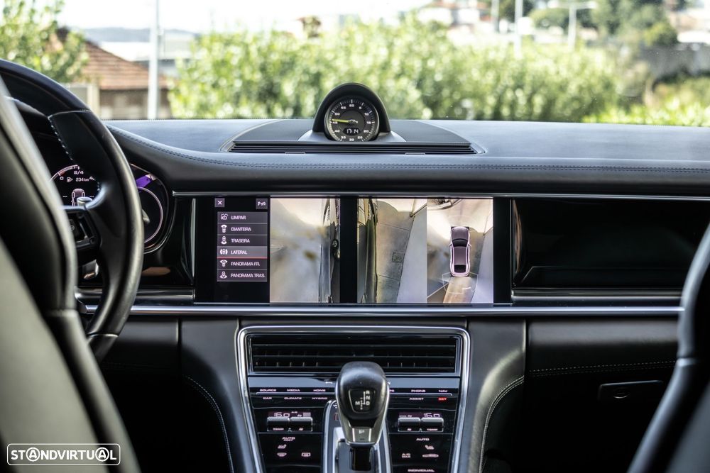 Porsche Panamera - 55