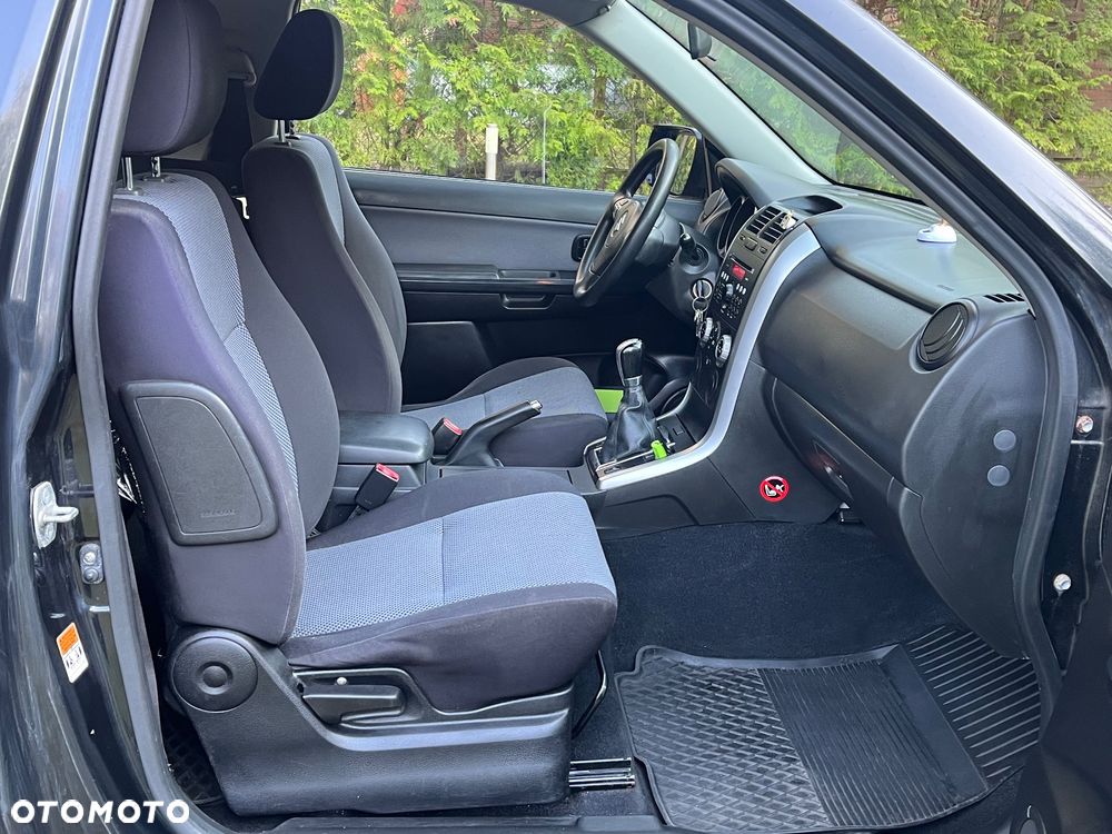 Suzuki Grand Vitara 1.6 Comfort Style - 15