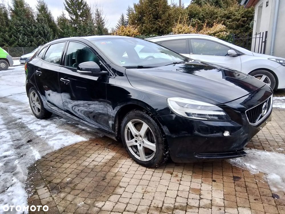 Volvo V40 D3 Geartronic Linje Svart - 2