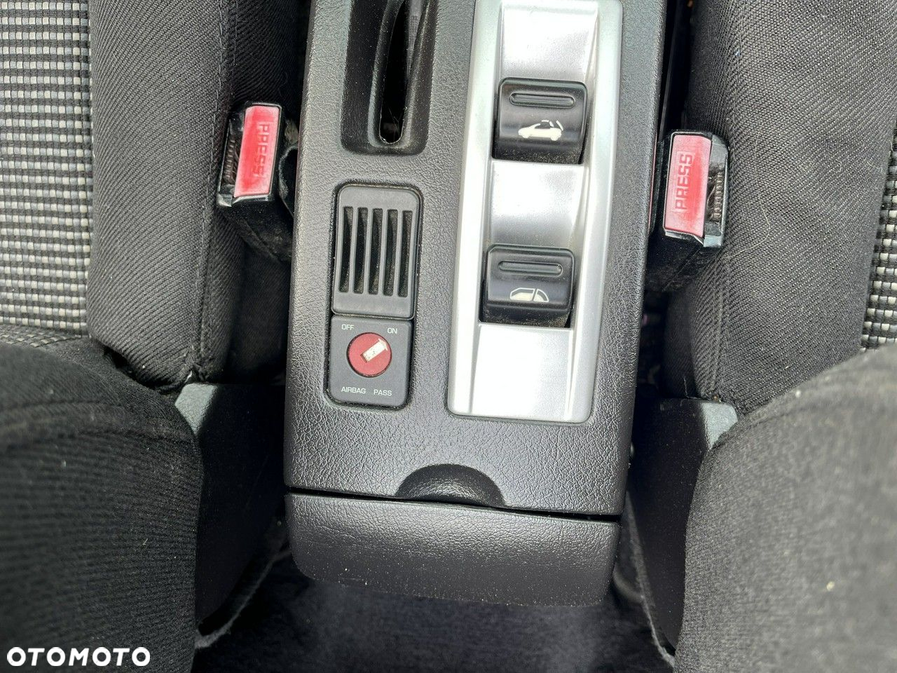 Peugeot 307 CC - 24