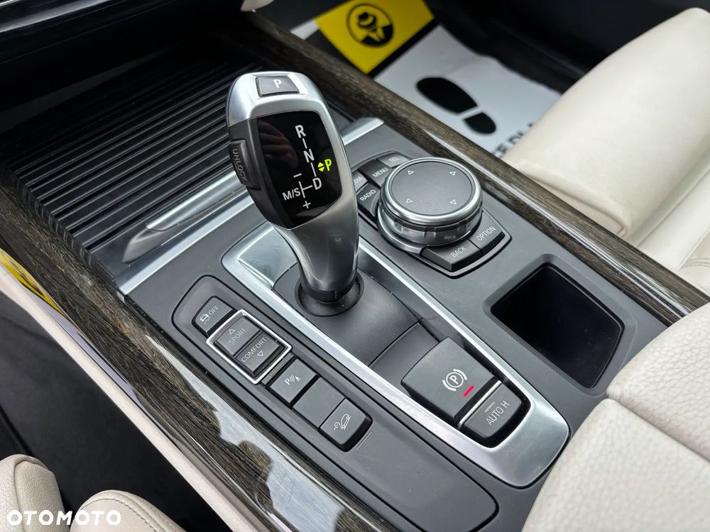 BMW X5 xDrive25d xLine - 15