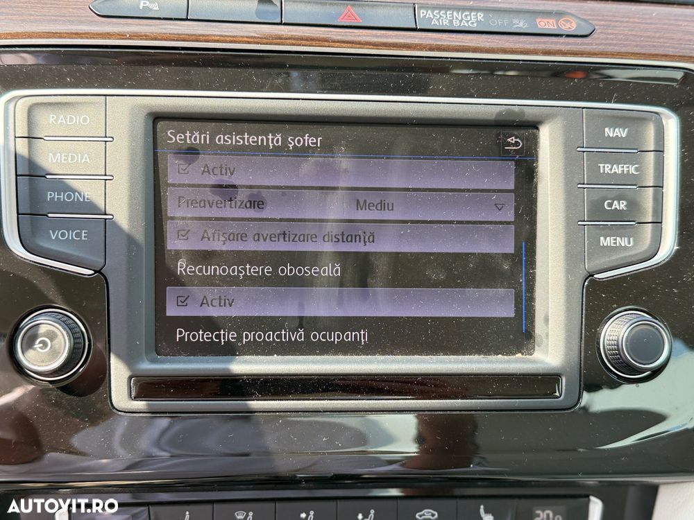 Volkswagen Passat 1.4 TSI ACT (BlueMotion Technology) DSG Comfortline - 13