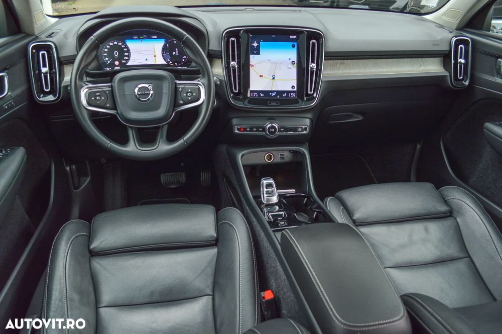 Volvo XC 40 D4 AWD Inscription - 33