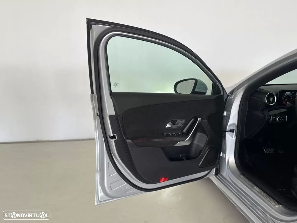 Mercedes-Benz A 200 AMG Line Aut. - 16