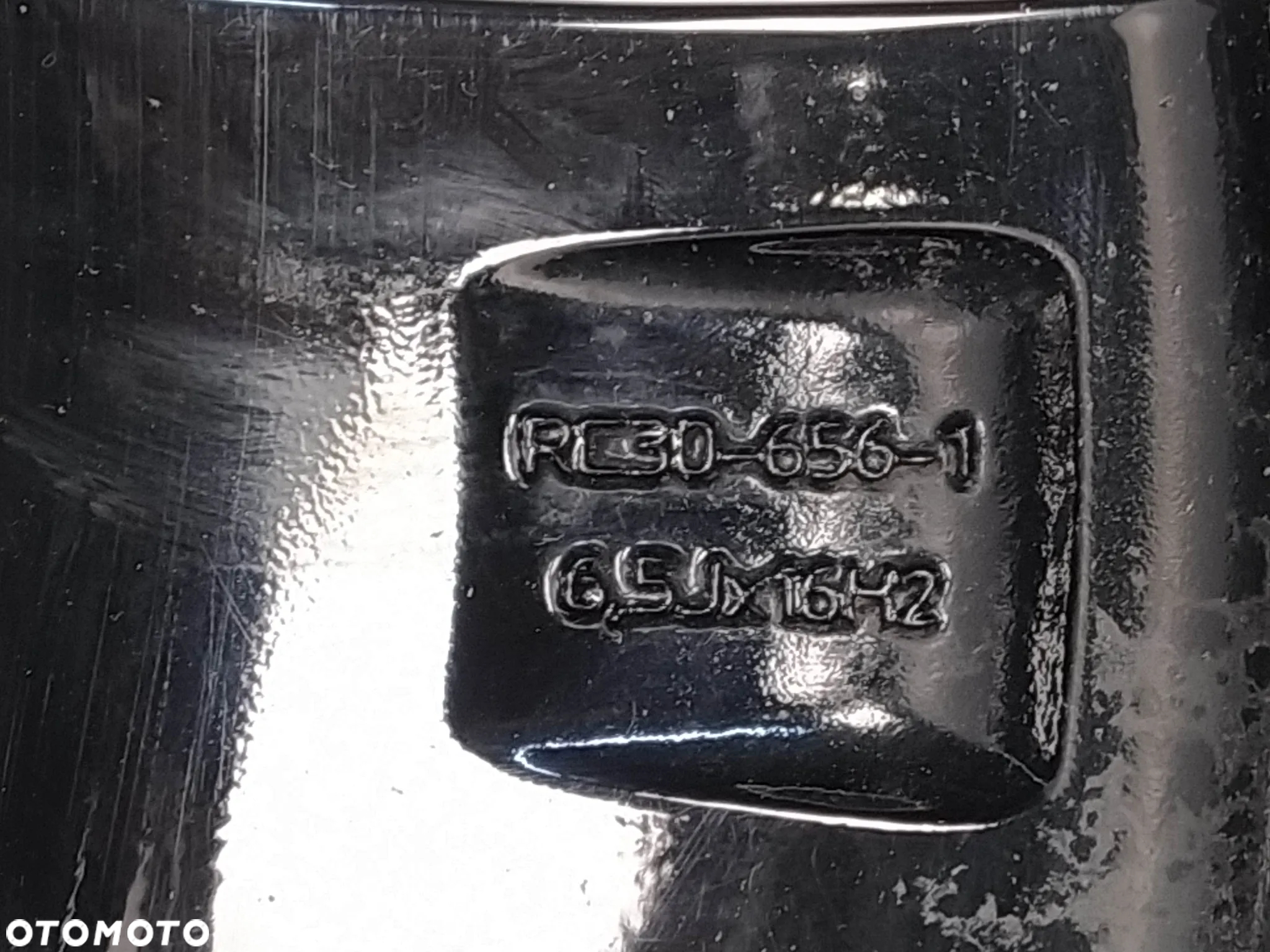OPEL CROSSLAND 6.5X16 ORYGINALNE FELGI ALUMINIOWE R16 ET20 OPONY PIRELLI 215/65 KOŁA - 18