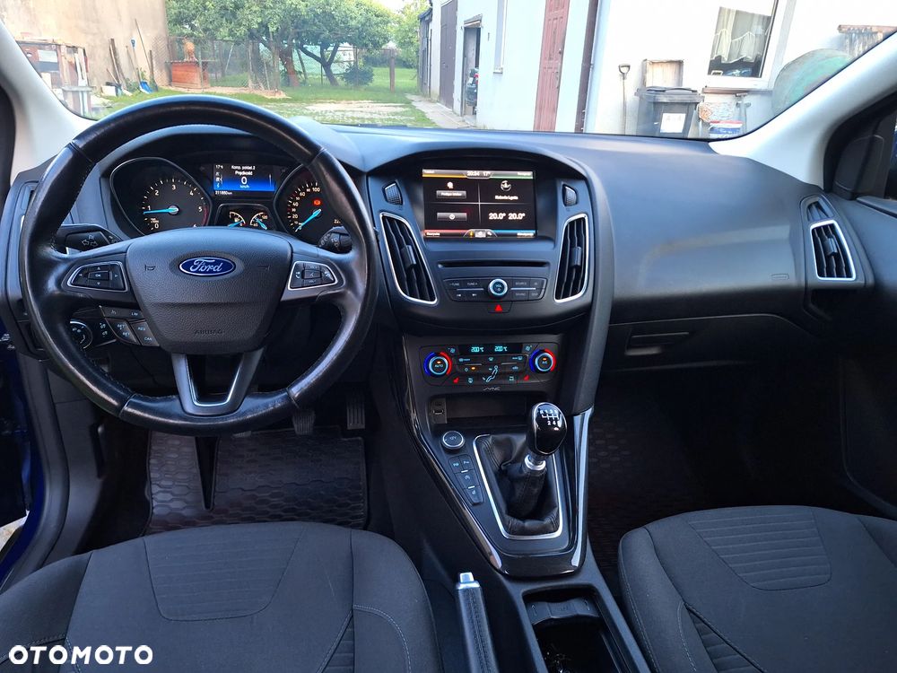 Ford Focus 1.5 TDCi DPF Start-Stopp-System Titanium - 10