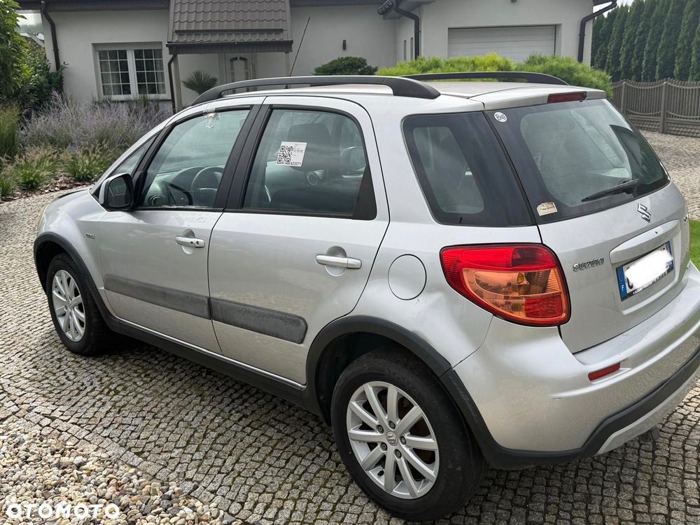 Suzuki SX4 2.0 DDiS 4x4 Comfort - 5