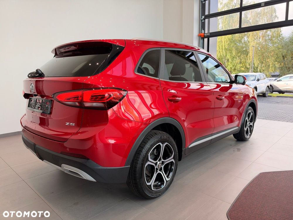 MG ZS - 7