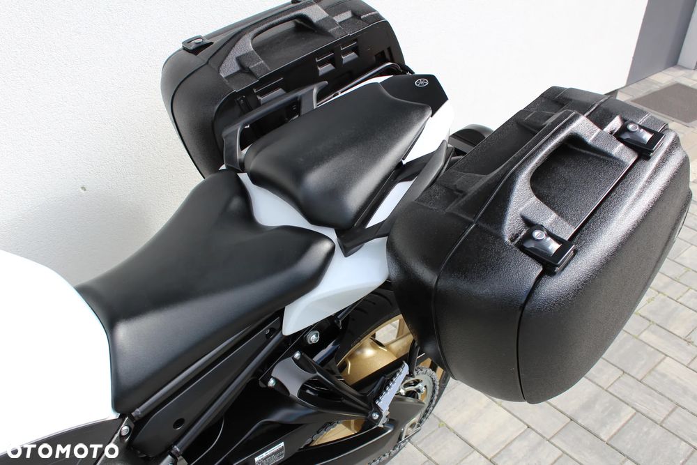 Yamaha FZ8 - 14