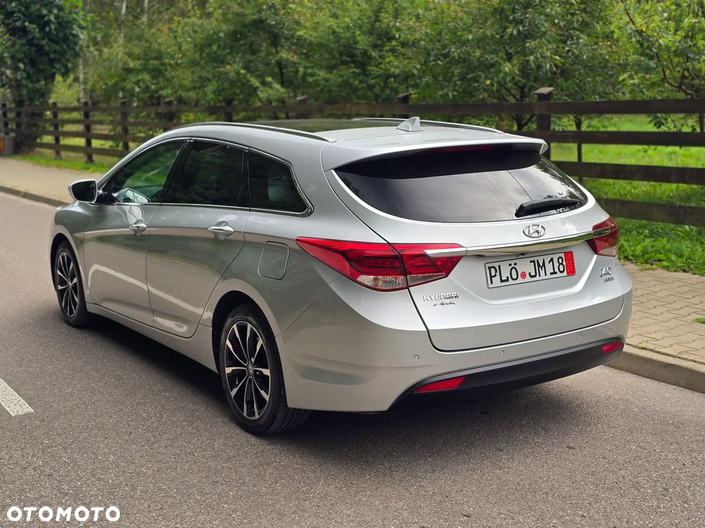 Hyundai i40 Kombi 1.7 CRDi DCT Premium - 18