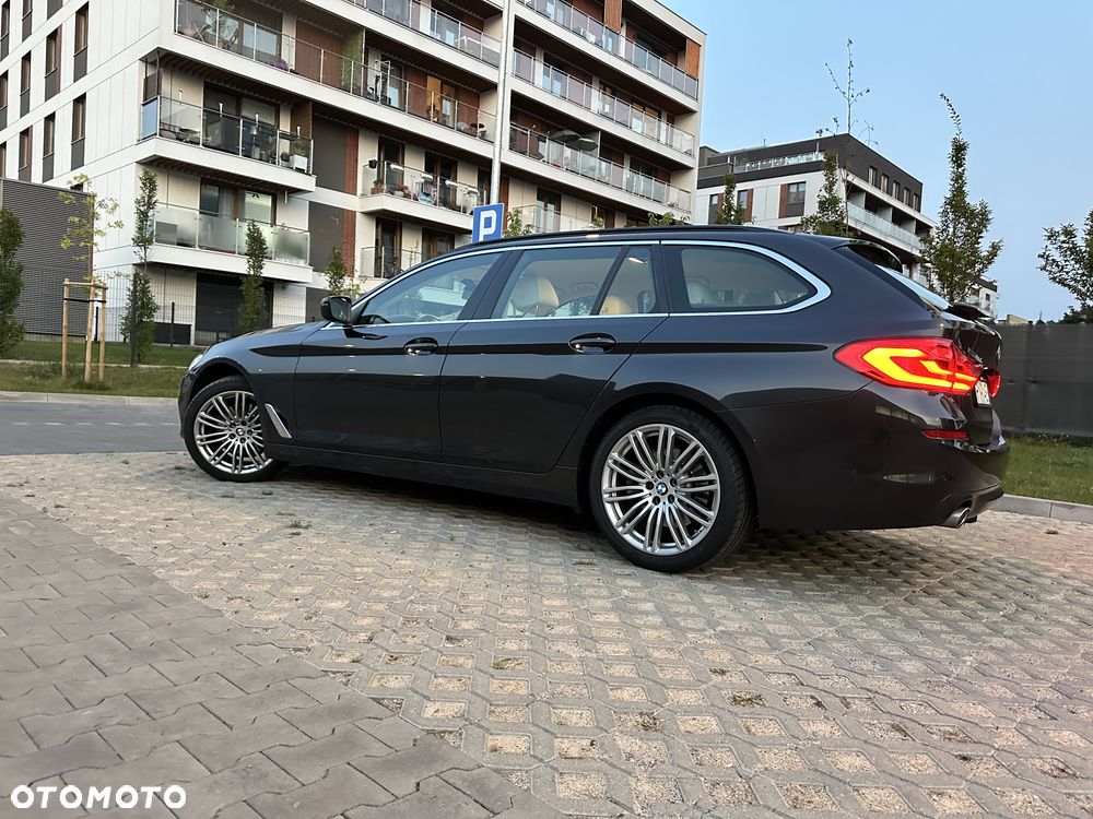 BMW Seria 5 520d Luxury Line - 2