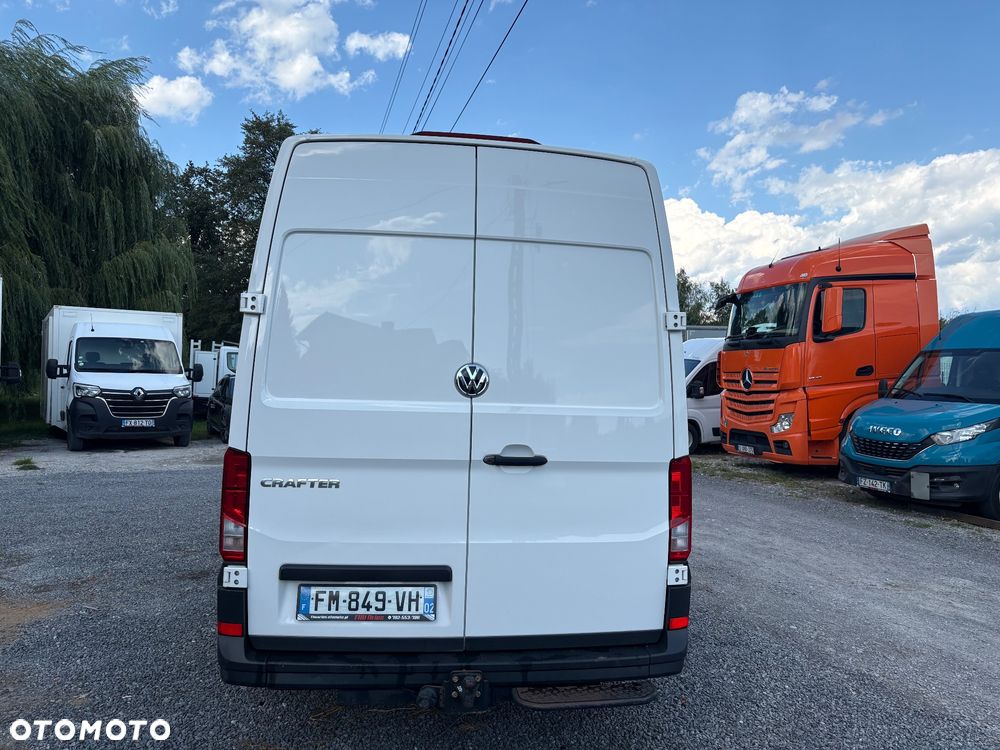 Volkswagen CRAFTER 2.0 TDI | 140 KM | L2H2 | WYGŁUSZONA ZABUDOWA | 3 T NA HAKU | SPROWADZONY | SUPER STAN - 4