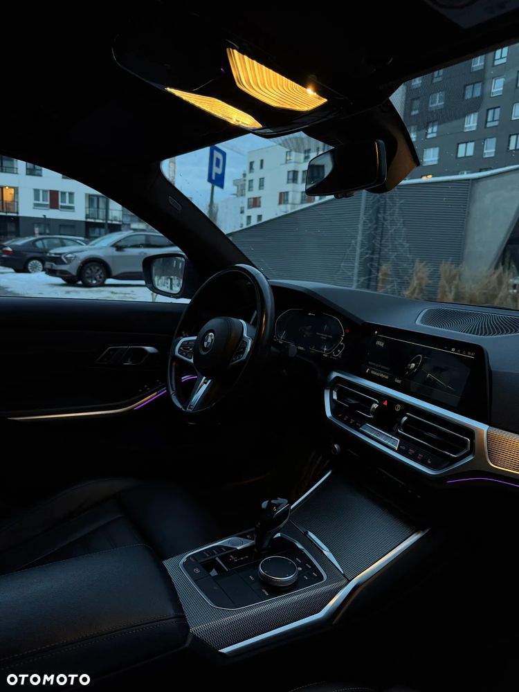 BMW Seria 3 320i Luxury Line - 6