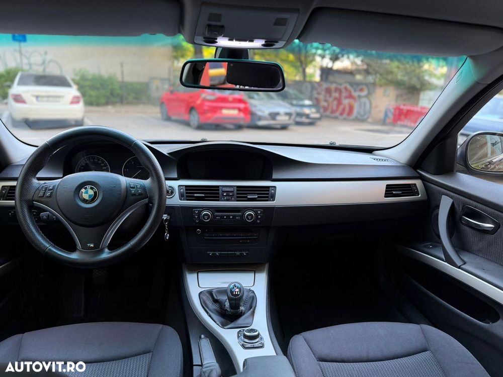 BMW Seria 3 318d - 5