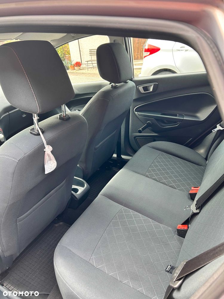 Ford Fiesta - 14